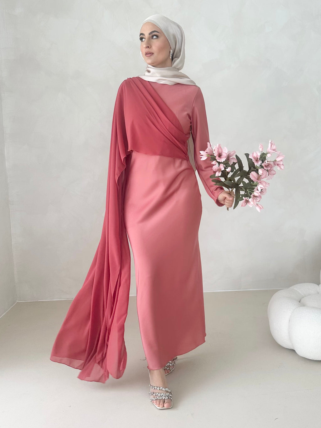 Robe Inaya